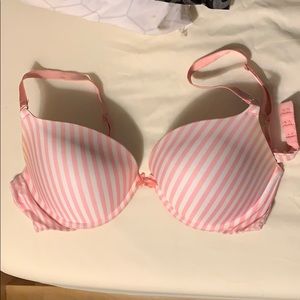 VS push up bra size 36D